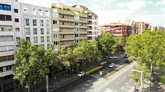 Rooms in Barcelona Eixample - photo 8