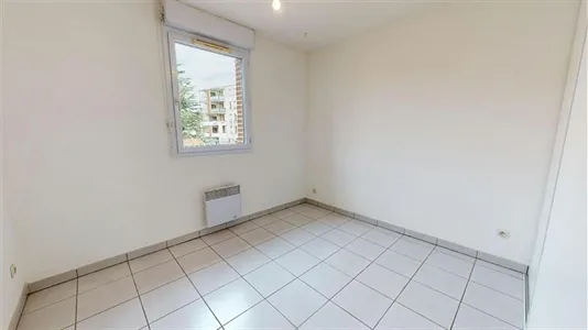 Apartments in Toulouse - photo 9