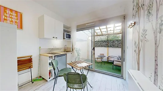 Rooms in Lyon - photo 2