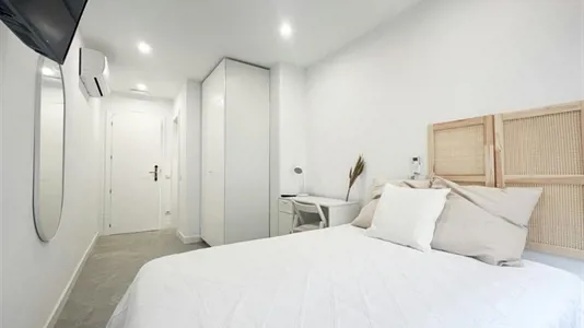 Rooms in Madrid Centro - photo 2