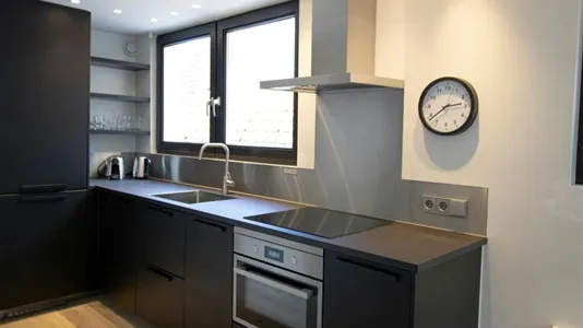 Apartments in Amsterdam Centrum - photo 4