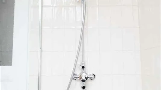 Rooms in Frankfurt Süd - photo 5