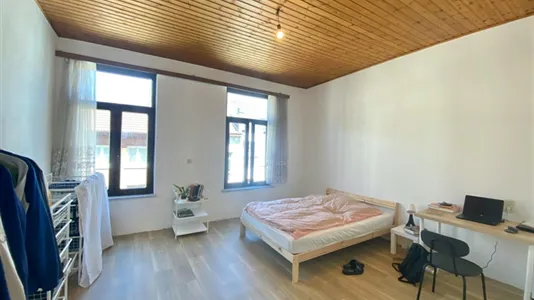 Rooms in Brussels Schaarbeek - photo 8