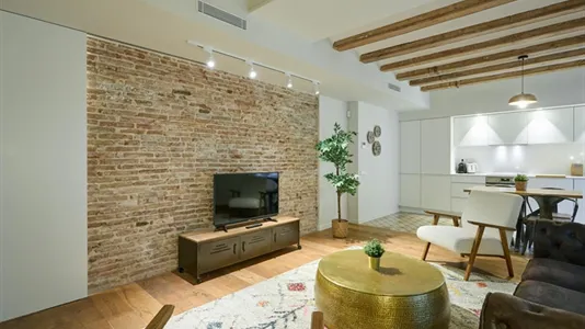 Apartments in Barcelona Ciutat Vella - photo 8