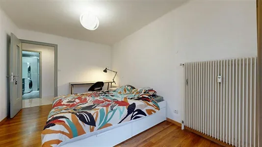 Rooms in Saint-Julien-en-Genevois - photo 3