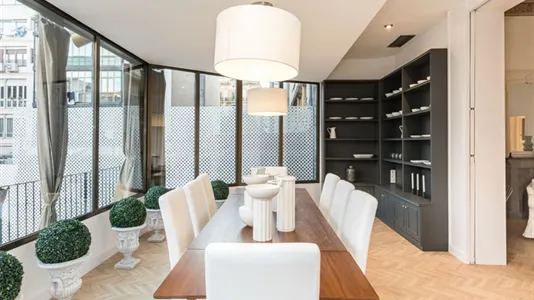 Apartments in Barcelona Eixample - photo 4