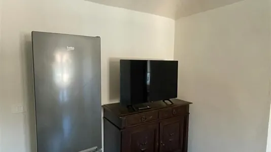 Rooms in Ivrea - photo 7