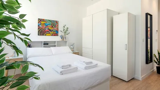 Apartments in Valencia Ciutat Vella - photo 8