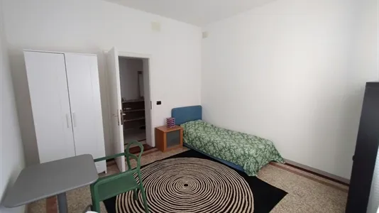 Rooms in Treviso - photo 3