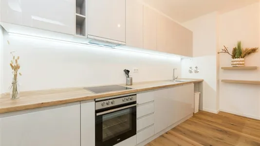 Rooms in Berlin Mitte - photo 8