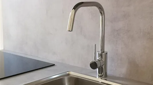 Rooms in Milano Zona 2 - Stazione Centrale, Gorla, Turro, Greco, Crescenzago - photo 9