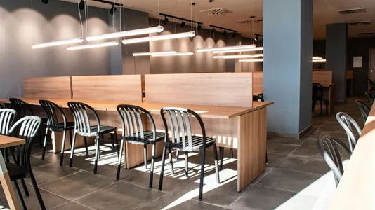 Rooms in Dos Hermanas - photo 5