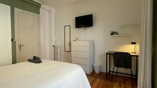 Rooms in Bilbao - photo 4