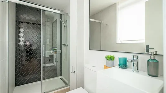 Rooms in Málaga - photo 6