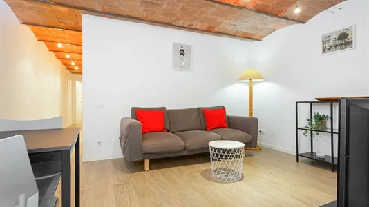 Apartments in Barcelona Eixample - photo 1