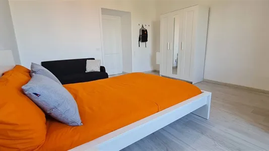 Rooms in Roma Municipio VIII – Appia Antica - photo 7