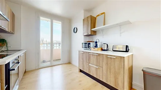 Rooms in Clermont-Ferrand - photo 10