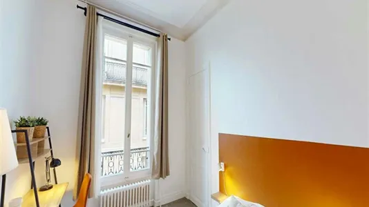 Rooms in Paris 17ème arrondissement - photo 4