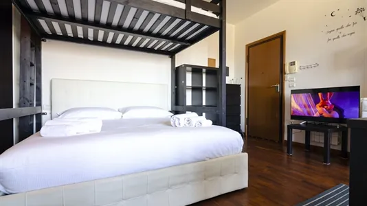 Apartments in Bologna - photo 4