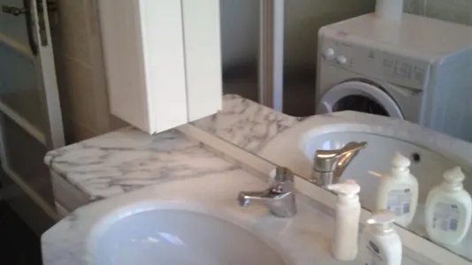 Rooms in Florence - photo 9