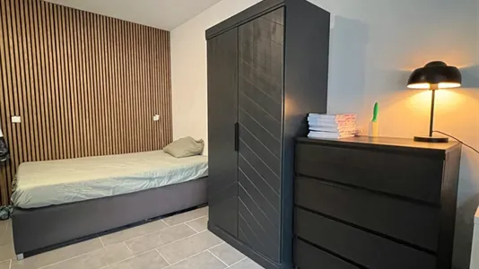 Houses in Location is not specified - photo 2