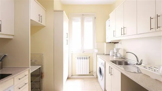 Rooms in Madrid Retiro - photo 8