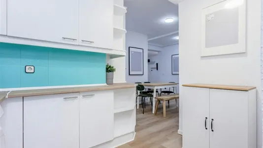 Rooms in Alcalá de Henares - photo 9