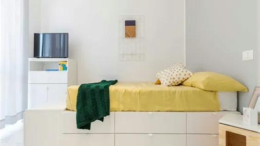 Rooms in Milano Zona 5 - Vigentino, Chiaravalle, Gratosoglio - photo 3