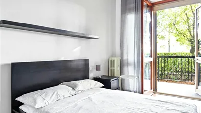 Room for rent in Milano Zona 8 - Fiera, Gallaratese, Quarto Oggiaro, Milan