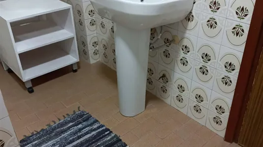 Rooms in Granada - photo 5