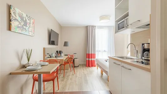 Apartments in Bordeaux - photo 4