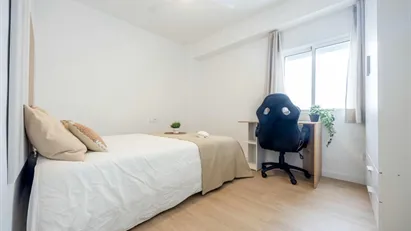 Room for rent in el Camí de Vera, Comunidad Valenciana