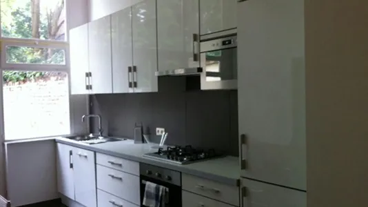 Apartments in Brussels Sint-Gillis - photo 4
