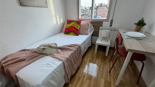 Rooms in Los Berrocales - photo 1