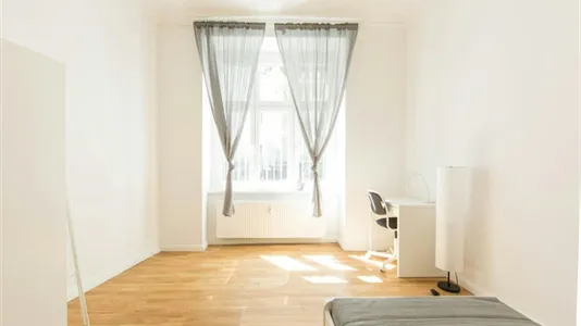 Rooms in Berlin Friedrichshain-Kreuzberg - photo 3