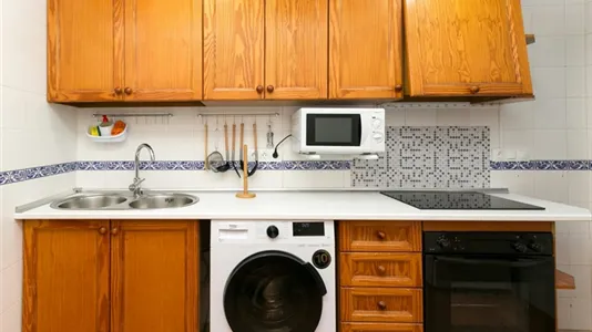 Rooms in Granada - photo 7