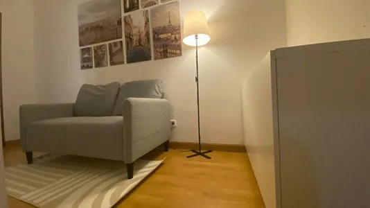 Rooms in Madrid Chamartín - photo 9