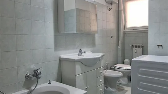 Rooms in Roma Municipio VIII – Appia Antica - photo 8