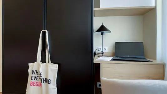 Rooms in Madrid Chamberí - photo 4