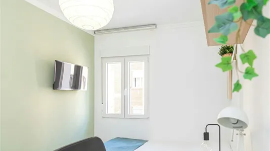 Rooms in Zaragoza - photo 6