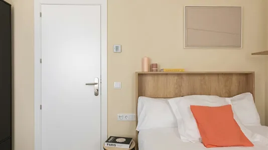Rooms in Madrid Chamberí - photo 4
