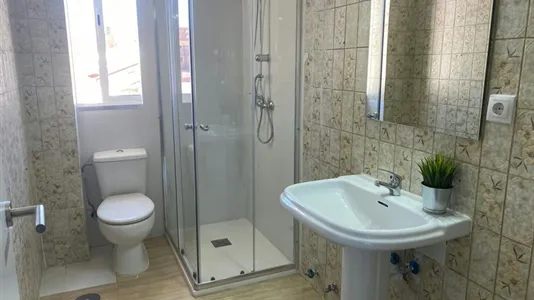 Rooms in Madrid Carabanchel - photo 10