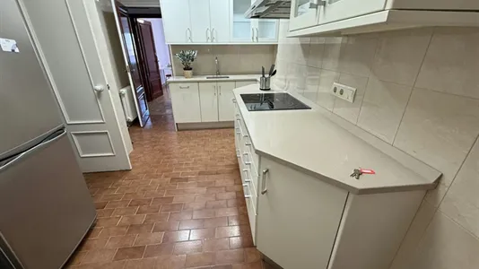 Rooms in Madrid Retiro - photo 8