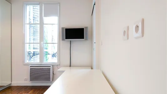 Apartments in Paris 7ème arrondissement - photo 5