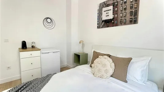 Rooms in Madrid Salamanca - photo 9