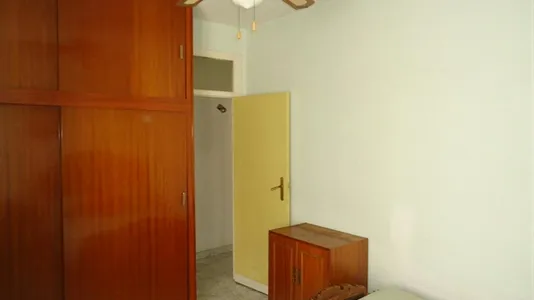 Rooms in Córdoba - photo 4