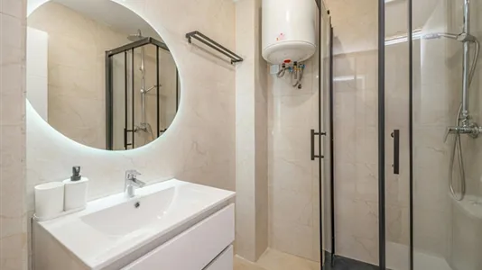 Rooms in Madrid Tetuán - photo 9