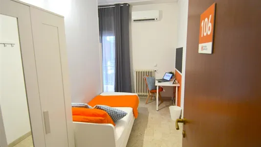 Rooms in Modena - photo 1
