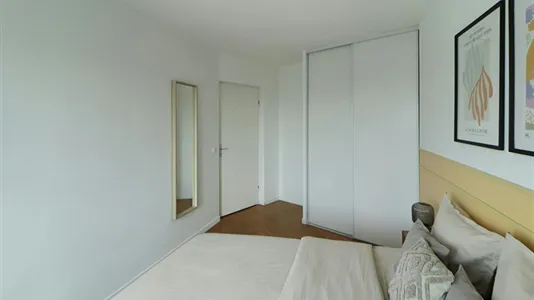 Rooms in Saint-Denis - photo 4