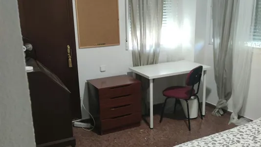 Rooms in El Fontanal - photo 4